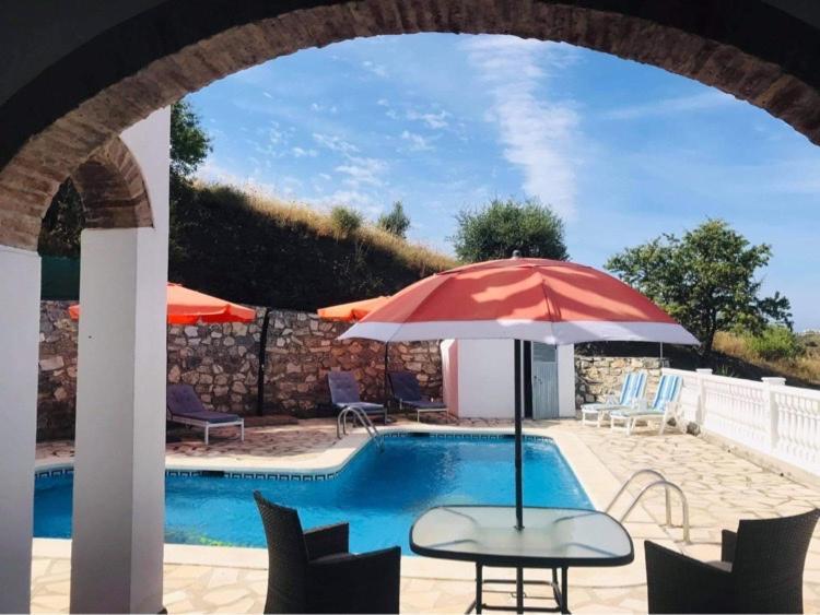 Casa Los Almendros Канильяс-де-Альбайда Экстерьер фото